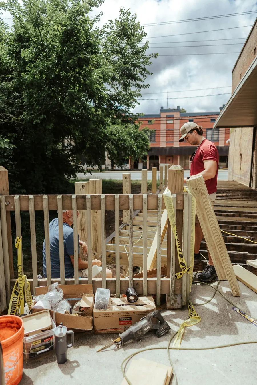 Outdoor construction and exterior living work